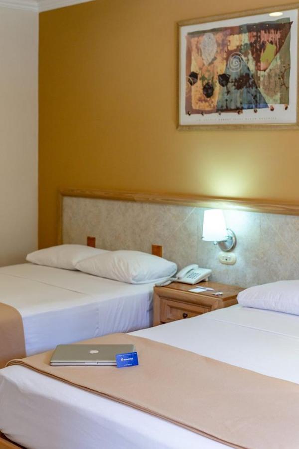 Tecnohotel Itzaes Меріда Екстер'єр фото